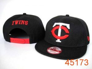 Men's Minnesota Twins #2 Brian Dozier Stitched New Era Digital Camo Memorial Day 9FIFTY Snapback Adjustable Hat